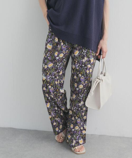 URBAN RESEARCH DOORS（アーバンリサーチドアーズ）の「『WEB/一部店舗限定カラー』フラワープリントイージーパンツ（その他パンツ・レディース・ホワイト系その他/グレー系その他/ブラウン系その他/ベージュ系その他・SMALL/MEDIUM）」の15枚目の写真