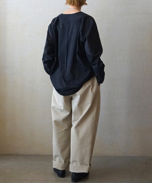 JOURNAL STANDARD LUXE（ジャーナルスタンダード　ラックス）の「【VAS-Y LENTEMENT】CREW-NECK OVERSIZED SHIRT（シャツ/ブラウス・レディース・ホワイト/ブラック・MEDIUM）」の5枚目の写真