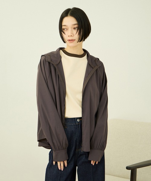 VICKY(ビッキー)の「【日傘より、自由】ひんやりバックデザインパーカー(パーカー・レディース・オフホワイト/ブラック/ブラウン・M)」の11枚目の写真