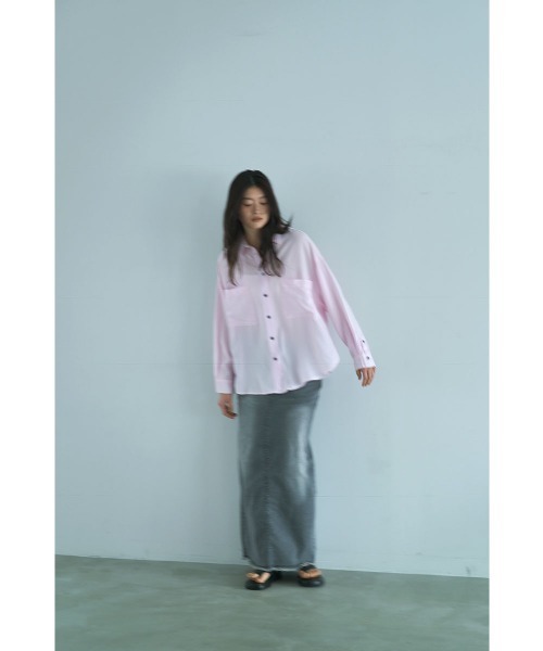 marjour（マージュール）の「RELAX DENIM SHIRT（シャツ/ブラウス・レディース・グレー/ピンク・M）」の5枚目の写真