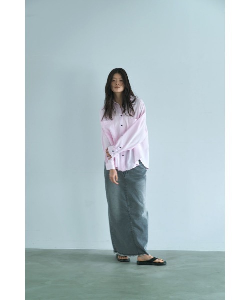 marjour（マージュール）の「RELAX DENIM SHIRT（シャツ/ブラウス・レディース・グレー/ピンク・M）」の8枚目の写真