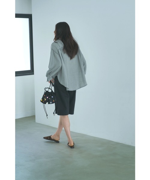 marjour（マージュール）の「RELAX DENIM SHIRT（シャツ/ブラウス・レディース・グレー/ピンク・M）」の15枚目の写真