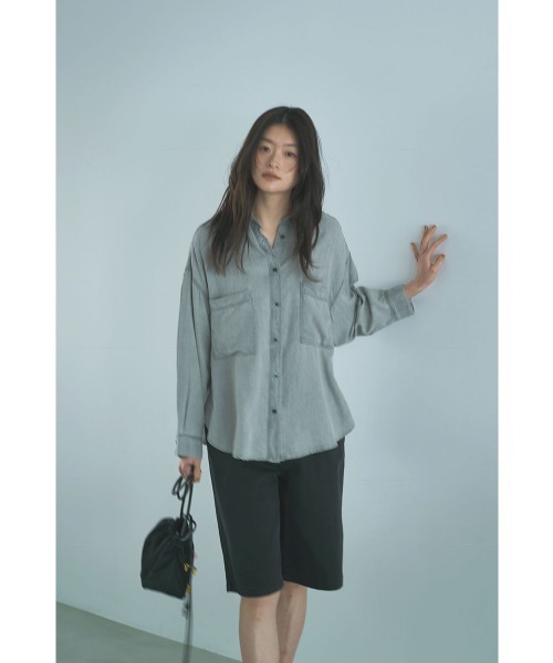 marjour（マージュール）の「RELAX DENIM SHIRT（シャツ/ブラウス・レディース・グレー/ピンク・M）」の20枚目の写真