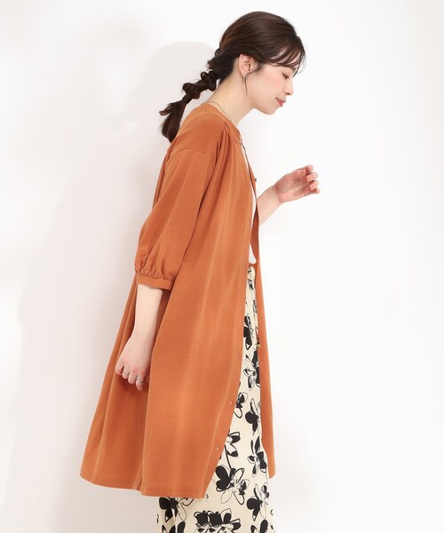 SHOO・LA・RUE(シューラルー)の「【洗濯機可/S-LL】1枚でも羽織でも キーネックシャツワンピース(ワンピース・レディース・ライトベージュ/ブラック/オレンジ・04/03/02/01)」の13枚目の写真
