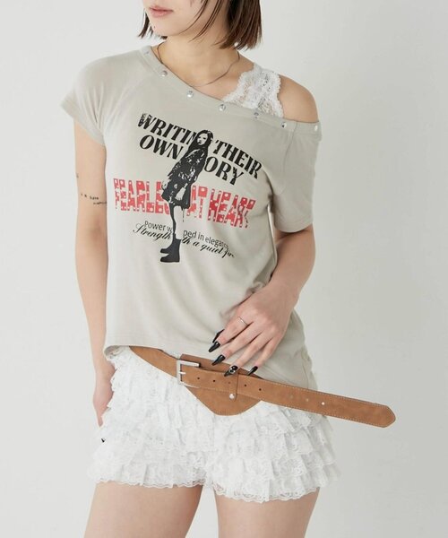 WHO'S WHO gallery(フーズフーギャラリー)の「エリオットラウンドヘムシアーTEE(Tシャツ/カットソー・レディース・オフホワイト/ブラック/グレー/ホワイト系その他/ブラック系その他・FREE)」の5枚目の写真