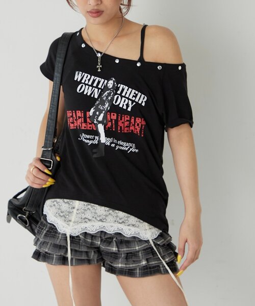 WHO'S WHO gallery(フーズフーギャラリー)の「エリオットラウンドヘムシアーTEE(Tシャツ/カットソー・レディース・オフホワイト/ブラック/グレー/ホワイト系その他/ブラック系その他・FREE)」の1枚目の写真