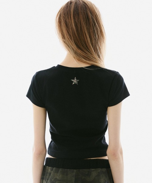 BLONDEY(ブロンディ)の「SCRIPT LOGO CROPPED TEE(Tシャツ/カットソー・レディース・ブラック/レッド/ホワイト・FREE)」の11枚目の写真