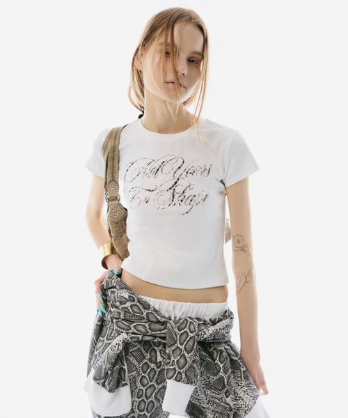 BLONDEY(ブロンディ)の「SCRIPT LOGO CROPPED TEE(Tシャツ/カットソー・レディース・ブラック/レッド/ホワイト・FREE)」の20枚目の写真
