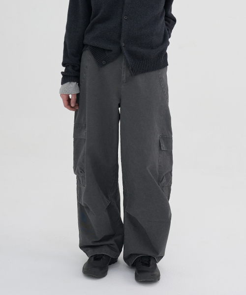 NOUN(ノウン)の「washed cargo pants (charcoal)(その他パンツ・メンズ・その他・1/2/0)」の2枚目の写真