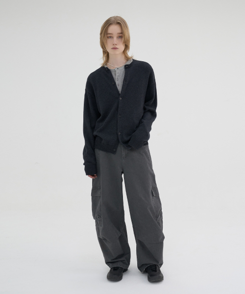 NOUN(ノウン)の「washed cargo pants (charcoal)(その他パンツ・メンズ・その他・1/2/0)」の4枚目の写真