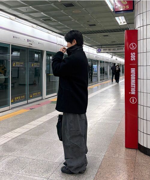 NOUN(ノウン)の「washed cargo pants (charcoal)(その他パンツ・メンズ・その他・1/2/0)」の7枚目の写真