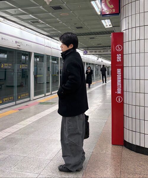NOUN(ノウン)の「washed cargo pants (charcoal)(その他パンツ・メンズ・その他・1/2/0)」の8枚目の写真