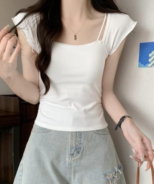semplice(センプリチェ)の「カットソー【韓国ファッション】(Tシャツ/カットソー・レディース・ブラック/キャメル/グリーン/ホワイト・F)」の21枚目の写真