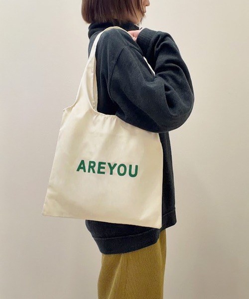 IRADOWL(アイラドール)の「AREYOU英字ロゴトートバッグ(トートバッグ・レディース・ホワイト/ピンク/ブルー/イエロー・FREE)」の12枚目の写真