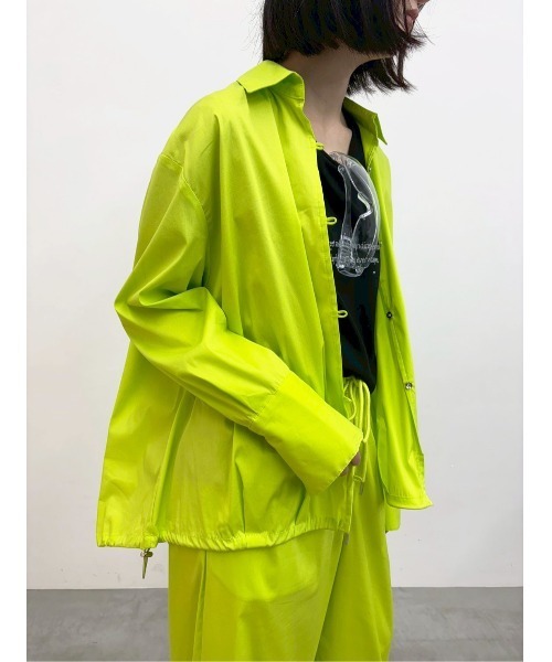 MIDVEIN（ミッドヴェイン）の「Drawstring shirt（シャツ/ブラウス・レディース・ライム/ブラック・FREE）」の2枚目の写真