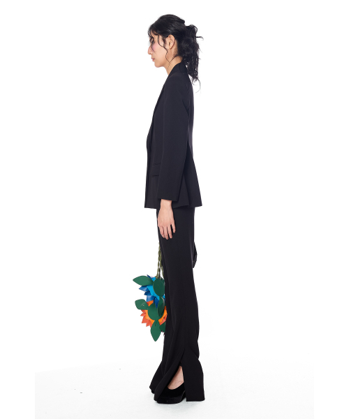 GREEDILOUS(グリディアス)の「Waistline Single Blazer(テーラードジャケット・レディース・その他・X-SMALL/SMALL/MEDIUM/LARGE)」の4枚目の写真