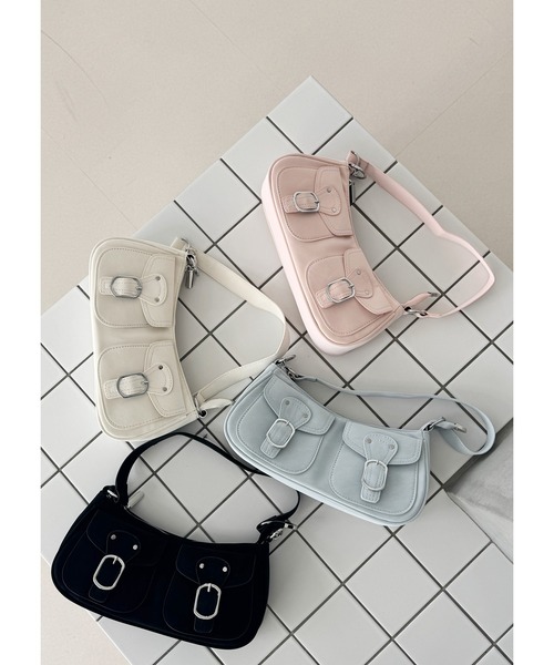 frunco(フランコ)の「2WAYバックル合皮BAG(ハンドバッグ・レディース・ホワイト/ピンク/ブラウン/ブラック/ブルー・FREE)」の22枚目の写真