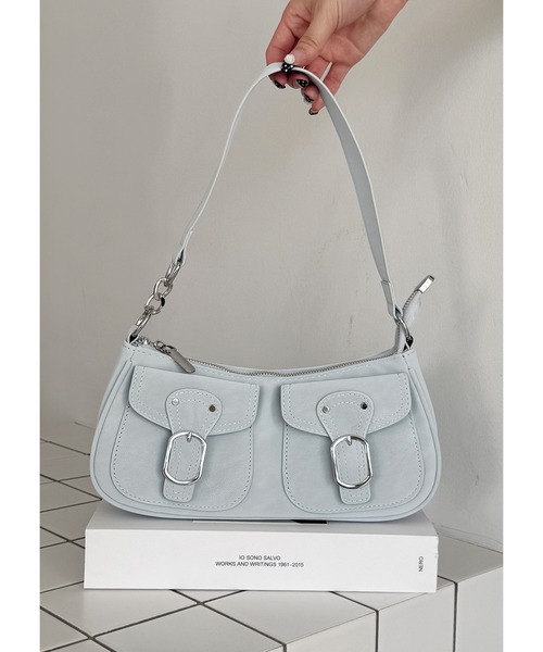 frunco(フランコ)の「2WAYバックル合皮BAG(ハンドバッグ・レディース・ホワイト/ピンク/ブラウン/ブラック/ブルー・FREE)」の7枚目の写真