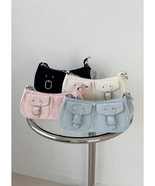 frunco(フランコ)の「2WAYバックル合皮BAG(ハンドバッグ・レディース・ホワイト/ピンク/ブラウン/ブラック/ブルー・FREE)」の12枚目の写真