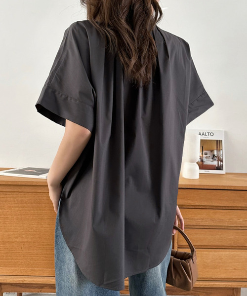 Eclat one(エクラワン)の「【Eclat one】フロントタック バンドカラー ドルマン ブラウス(シャツ/ブラウス・レディース・ホワイト/チャコールグレー/ライトブルー・FREE)」の18枚目の写真