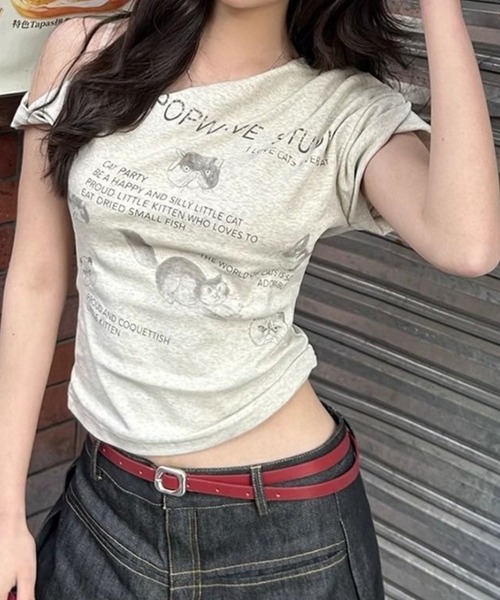 AsheKsha(アシクシャ)の「アシンメトリーな肩ラインの半袖Tシャツ(Tシャツ/カットソー・レディース・グレー・M)」の1枚目の写真