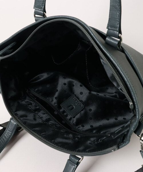 U by Ungaro（ユーバイウンガロ）の「U by ungaro(ユーバイウンガロ)　レーヌ　2WAYトート（トートバッグ・レディース・ブラック/サックスブルー/グレー/ベージュ・FREE）」の7枚目の写真