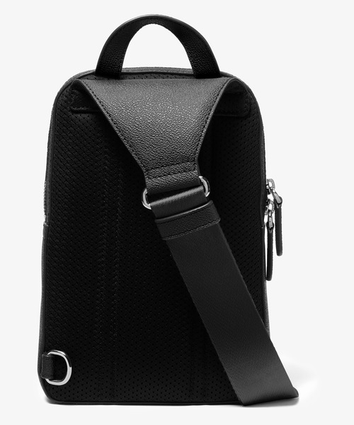 MICHAEL KORS（マイケルコース）の「HUDSON ダブルリング ジップ スリングパック ミディアム - MKシグネチャー（バックパック/リュック・メンズ・ブラック・FREE）」の4枚目の写真