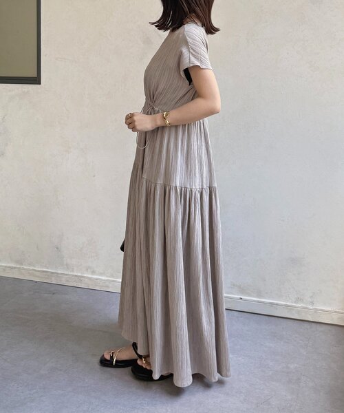 Thevon(ゼボン)の「楊柳ウエストドロストフレンチワンピース(ワンピース・レディース・ブラック/サックスブルー/グレイッシュベージュ・S/M)」の14枚目の写真