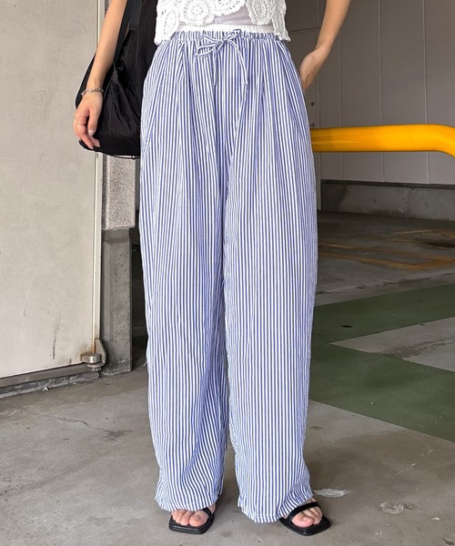 ISOOK(アイスー)の「【ISOOK / アイスー】シアサッカーストライプ配色ワイドパンツ / イージーパンツ ウエストゴム 紐 柄パンツ ZOZOTOWN限定(その他パンツ・レディース・ネイビー/ブルー・FREE)」の21枚目の写真
