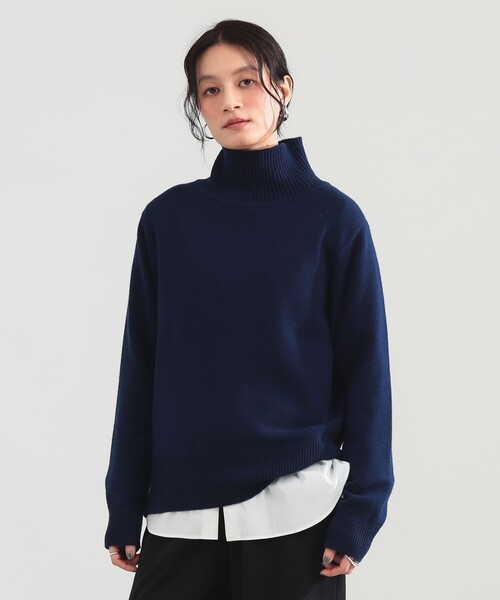 Demi-Luxe BEAMS(デミルクス ビームス)の「ウール カシミヤ ハイネック プルオーバー(ニット/セーター・レディース・ネイビー/レッド系その他4/グレー・ONE SIZE)」の7枚目の写真
