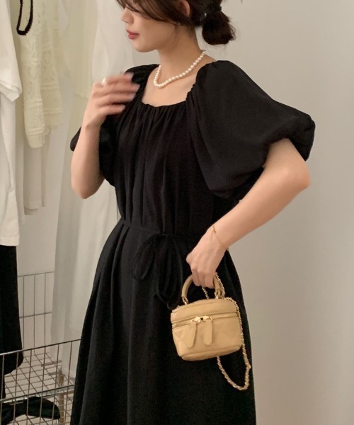 LUCPY(ラクピー)の「2WAYオフショルダーパフスリーブワンピース(ワンピース・レディース・ブラック/レッド/ワインレッド・FREE)」の9枚目の写真