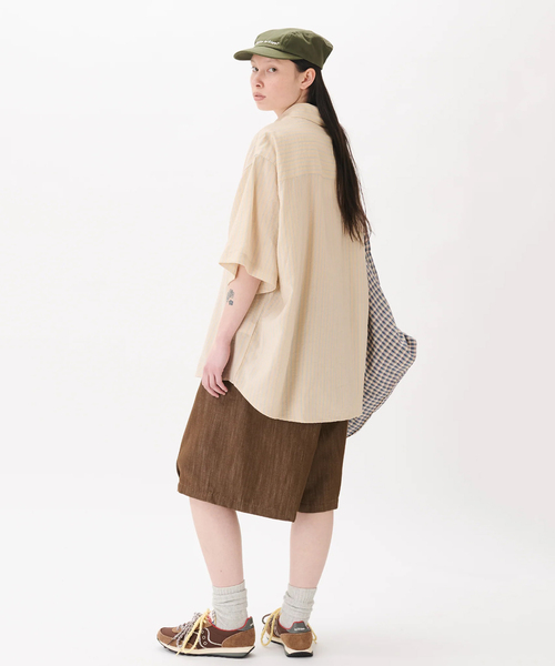 WISM(ウィズム)の「Estudio Niksen / エストゥディオ・ニクセン Shortsleeve Wide Shirt st(シャツ/ブラウス・メンズ・ベージュ・1)」の6枚目の写真