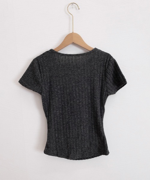 Miniministore（ミニミニストア）の「レースドッキングヘンリーネックリブトップ（Tシャツ/カットソー・レディース・グレイッシュベージュ/チャコールグレー・FREE）」の4枚目の写真