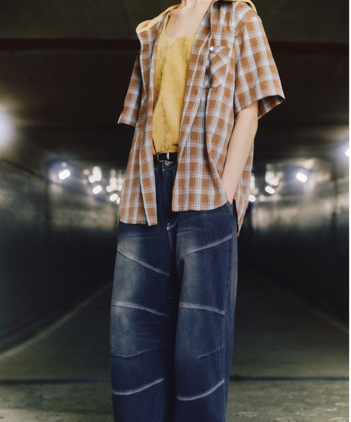 B'2nd(ビーセカンド)の「RENOVA(レノバ) FOODY OMBRE S/S SHIRTS / フーディオンブレショートスリーブシャツ(Tシャツ/カットソー・メンズ・レッド/ブラック/ベージュ・1/3)」の6枚目の写真