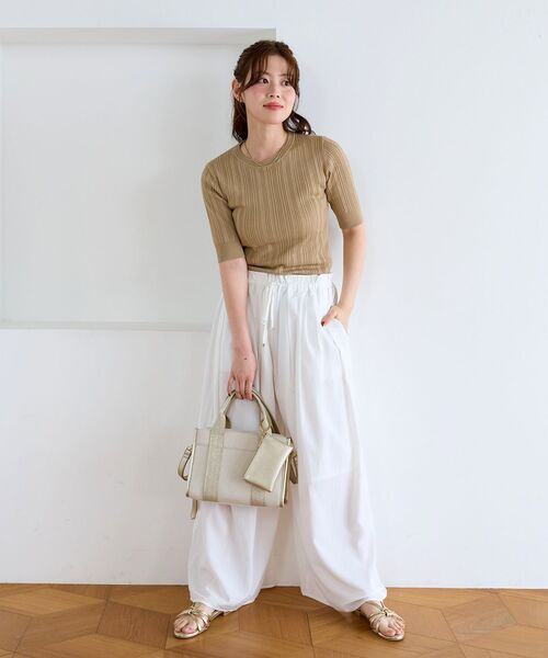 le.coeur blanc(ルクールブラン)の「ポーチ付テープハンドルスクエアトート(トートバッグ・レディース・ブラウン系その他2/ゴールド・FREE)」の7枚目の写真