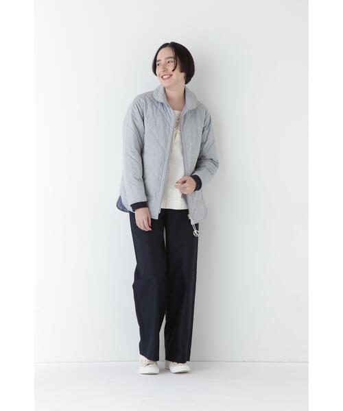 human woman(ヒューマンウーマン)の「【NATICコラボ】キルティングリバーシブルジャケット(ブルゾン・レディース・グレー・MEDIUM)」の4枚目の写真
