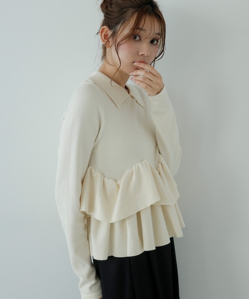 AMUU. PRECIEUSE(アムープレシューズ)の「ランダムフリルヘムポロニット(ニット/セーター・レディース・チャコールグレー/ブラック/アイボリー・FREE)」の10枚目の写真