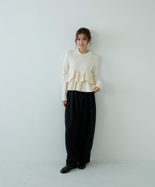 AMUU. PRECIEUSE(アムープレシューズ)の「ランダムフリルヘムポロニット(ニット/セーター・レディース・チャコールグレー/ブラック/アイボリー・FREE)」の12枚目の写真