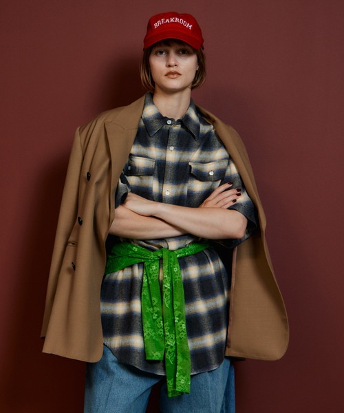 MAISON SPECIAL(メゾンスペシャル)の「【2026Autumn PRE-ORDER】2WAY Check Overshirt/2WAYチェックオーバーシャツ(シャツ/ブラウス・レディース・ブルー/ピンク/ブラウン・FREE)」の15枚目の写真