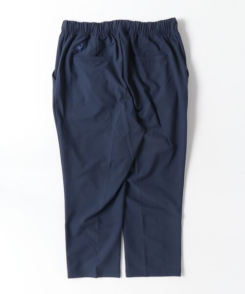 le coq sportif（ルコックスポルティフ）の「エアスタイリッシュパンツクロップド丈（その他パンツ・レディース・グレー/ネイビー/ブラック・L/M/S/XL）」の4枚目の写真