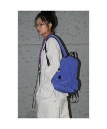 OFFWINTER（オフウィンター）の「【OFFWINTER】軽撥水ソリッド素材 ロケットバックパック / リュック M PC収納可 13インチ（スペースシリーズ）（バックパック/リュック）」