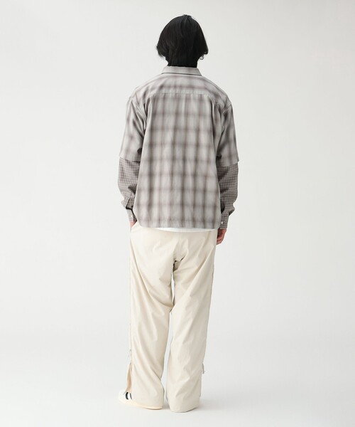 BEAMS(ビームス)の「レイヤード チェックシャツ(シャツ/ブラウス・メンズ・グリーン系その他/グレー系その他・S/M/L/XL)」の11枚目の写真
