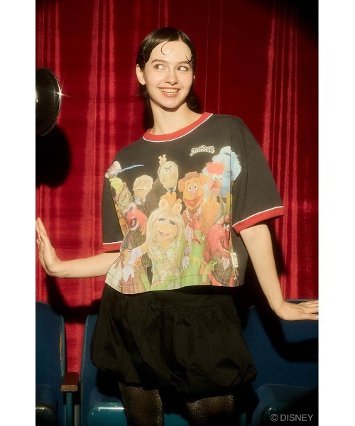 Disney SERIES CREATED by MUS(ディズニーシリーズクリエイテッドバイエムユーエス)の「MD BOX OVERSIZED Tシャツ / KERMIT(Tシャツ/カットソー・レディース・ブラック/ホワイト・FREE)」の1枚目の写真
