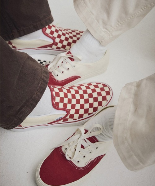VANS（バンズ）の「クラシック スリッポン / Classic Slip-On PRIMARY CHECK VN000EACR301（スリッポン・メンズ・レッド・6/8/9/6.5/5/7/7.5/5.5）」の5枚目の写真