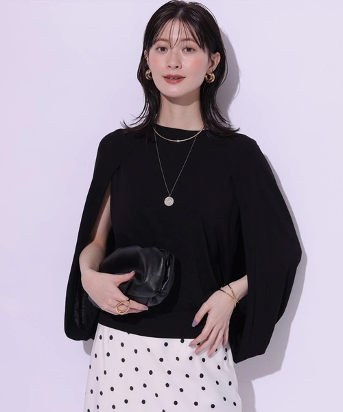 Arpege story(アルページュストーリー)の「マントニット(ニット/セーター・レディース・ベージュ/ブラック/チャコールグレー・2)」の5枚目の写真