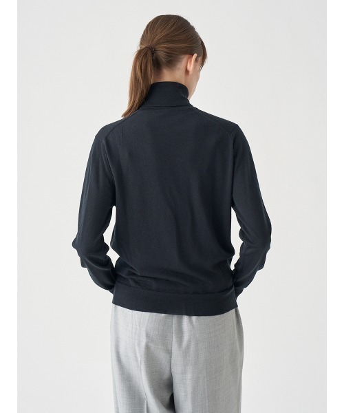 JOHN SMEDLEY(ジョンスメドレー)の「タートルネック長袖ニットプルオーバー(ニット/セーター・レディース・ブラック・S)」の5枚目の写真