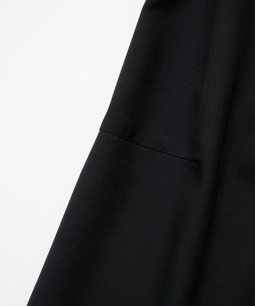 STUDIOUS（ステュディオス）の「【STUDIOUS】2Tuck Curve Slacks（スラックス・メンズ・ブラック/ストライプ/グレイッシュベージュ・1/2/3）」の13枚目の写真