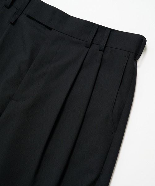 STUDIOUS（ステュディオス）の「【STUDIOUS】2Tuck Curve Slacks（スラックス・メンズ・ブラック/ストライプ/グレイッシュベージュ・1/2/3）」の14枚目の写真