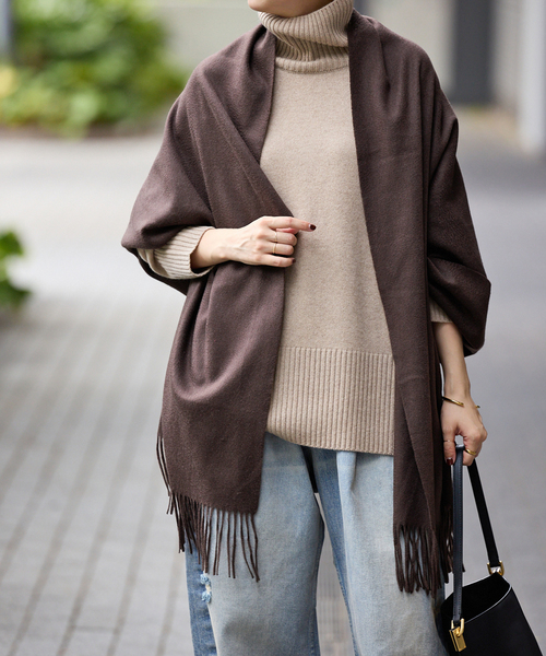 Spick & Span(スピックアンドスパン)の「《新色有り / 追加》Spick & Span カシミヤストール(マフラー・レディース・ベージュ/ブラウン/グレー・FREE)」の5枚目の写真