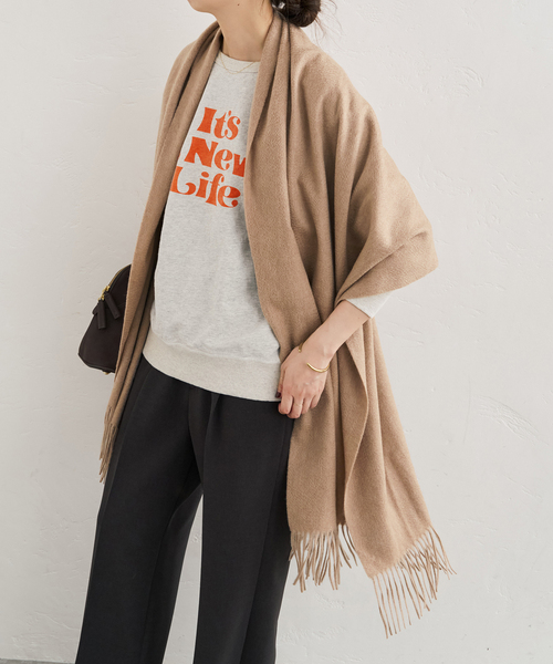 Spick & Span(スピックアンドスパン)の「《新色有り / 追加》Spick & Span カシミヤストール(マフラー・レディース・ベージュ/ブラウン/グレー・FREE)」の12枚目の写真